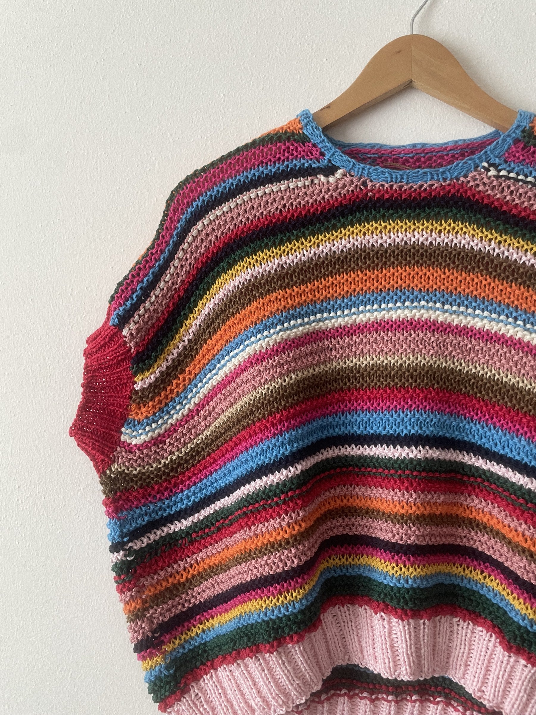 Gilet a righe multicolor vista frontale, vestibilita oversize - Studio Gugu