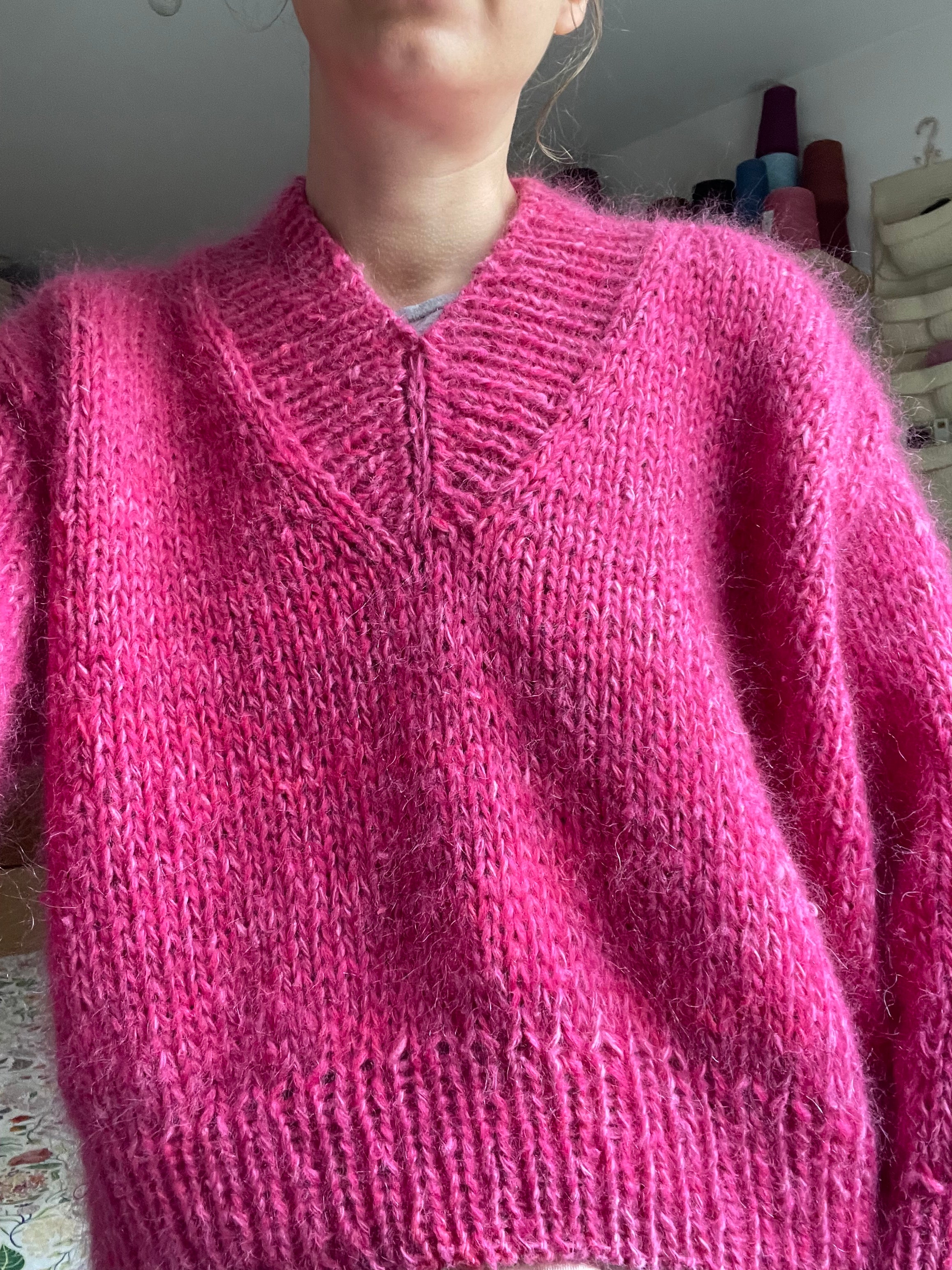 V-Neck Sweater - Su Ordinazione