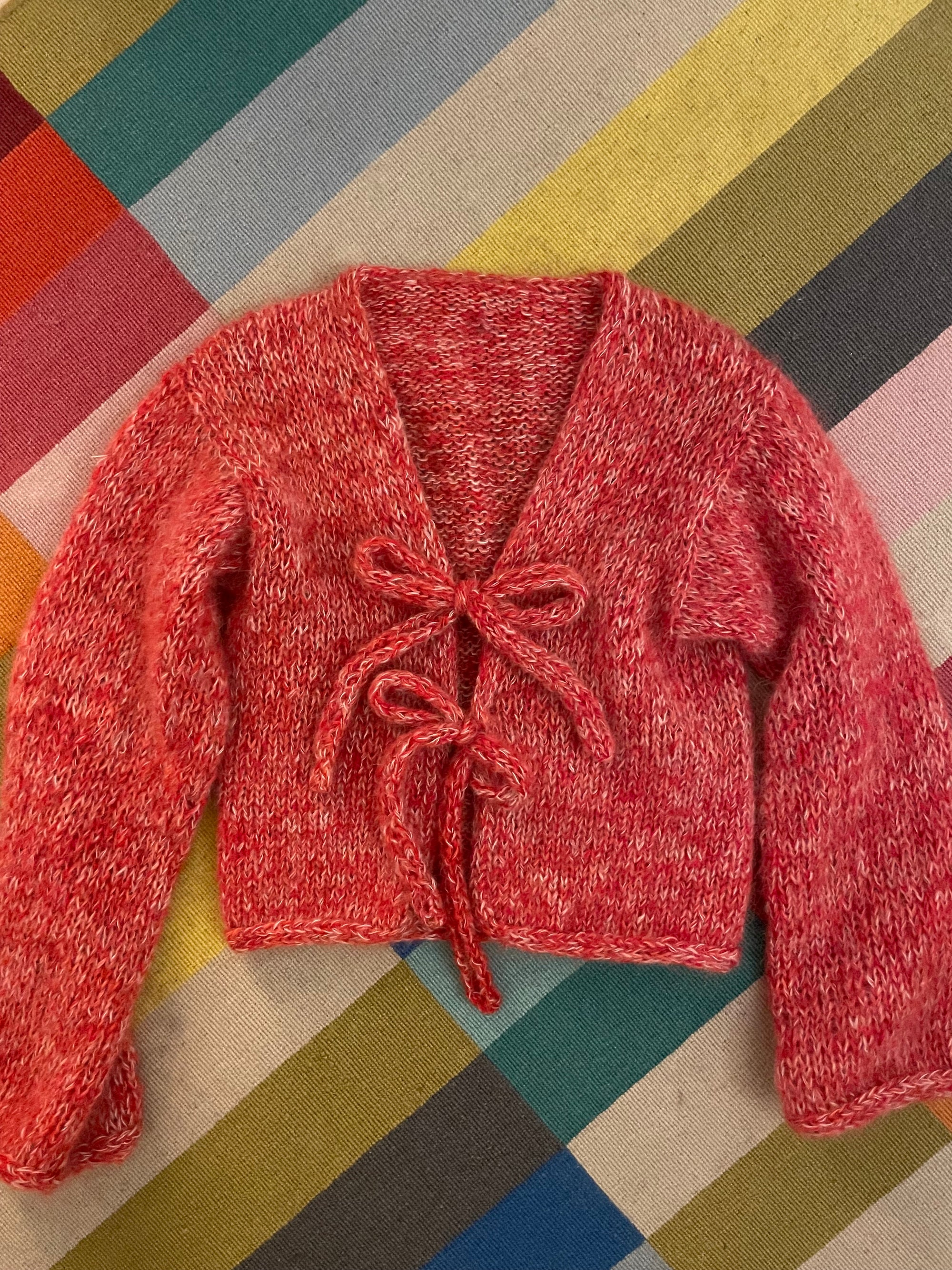 Cardigan con Laccetti - Su Ordinazione