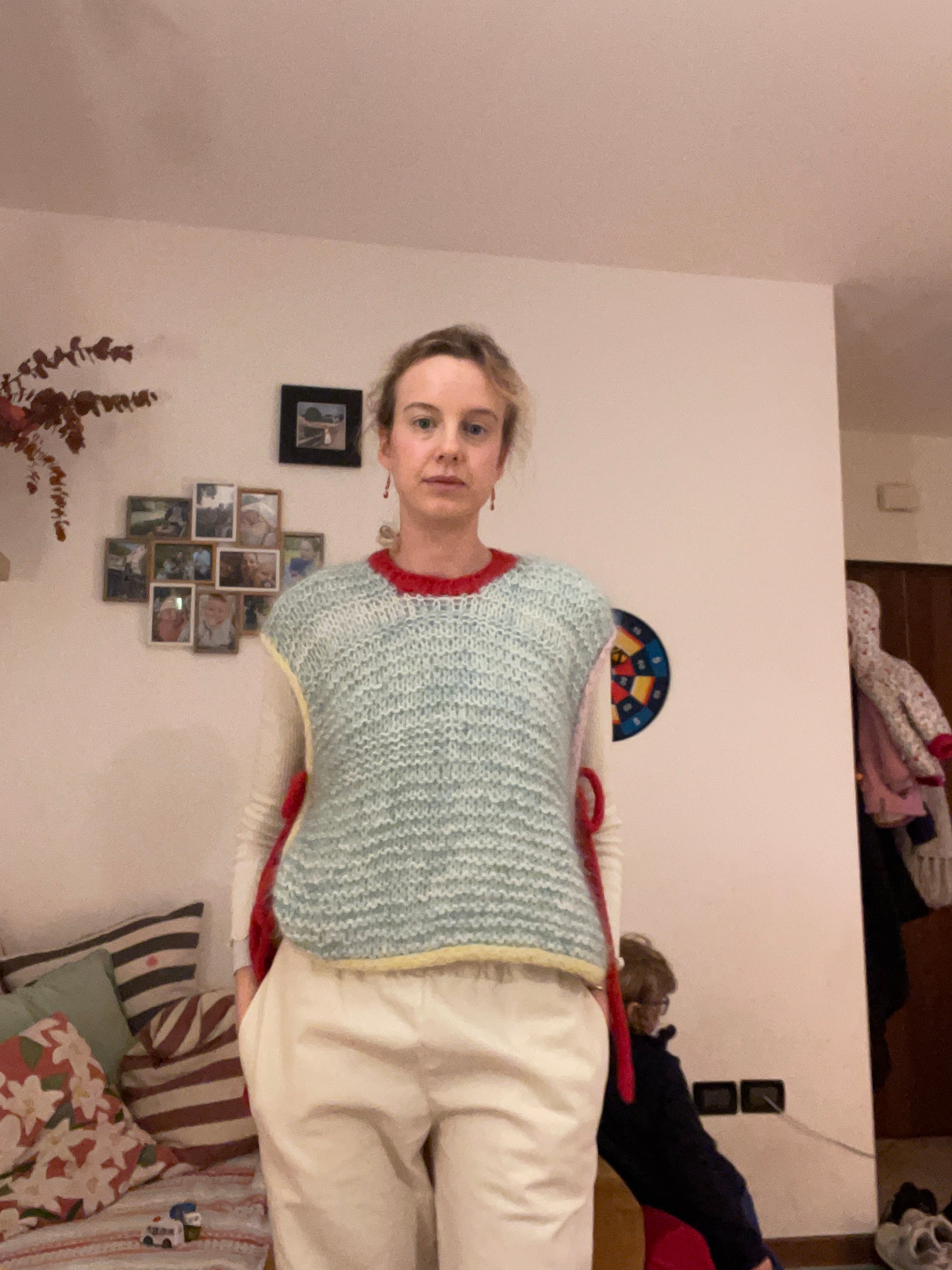 Gilet con laccetti sui Fianchi - Su Ordinazione