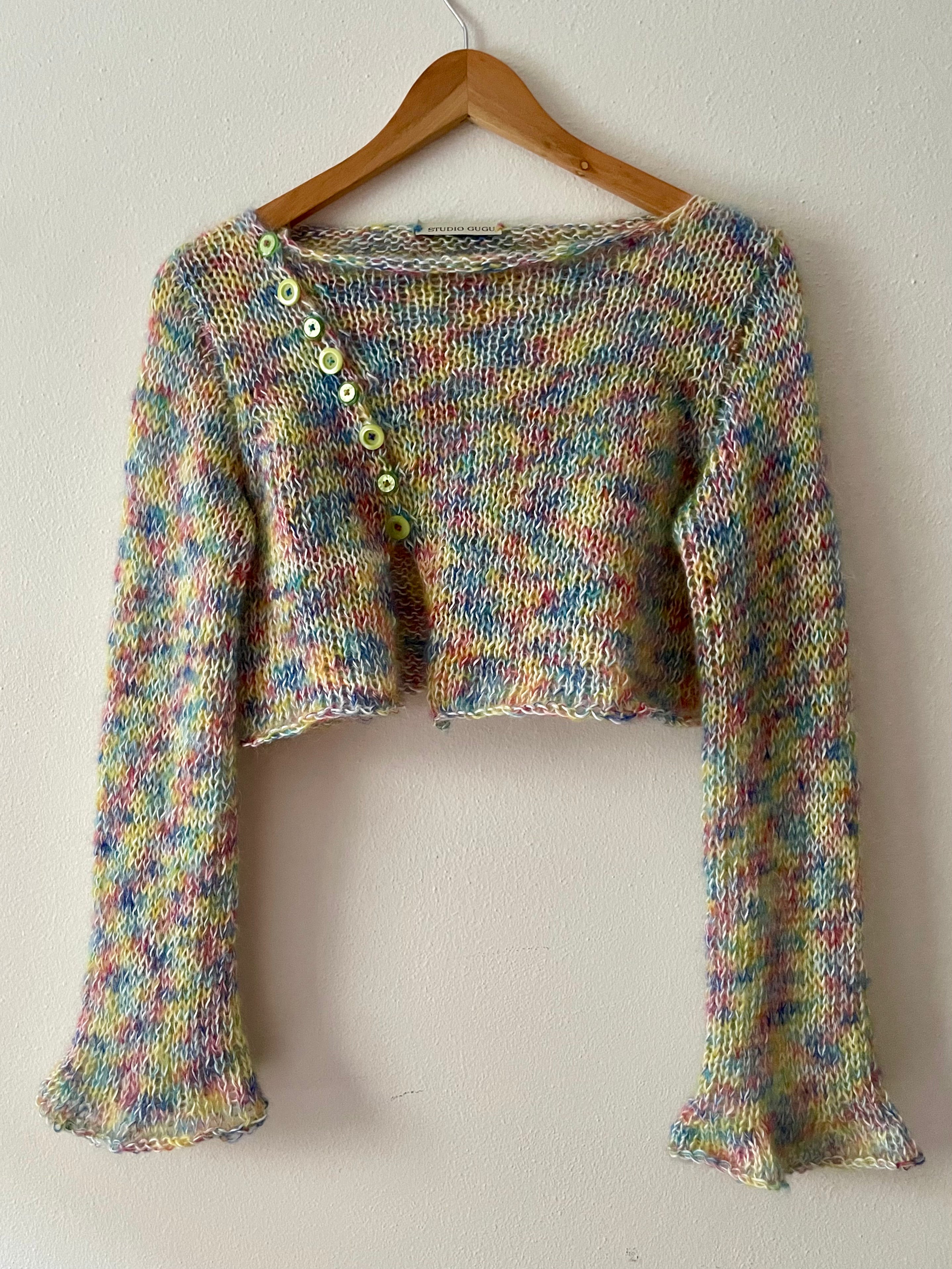 Cropped Cardigan con Bottoncini