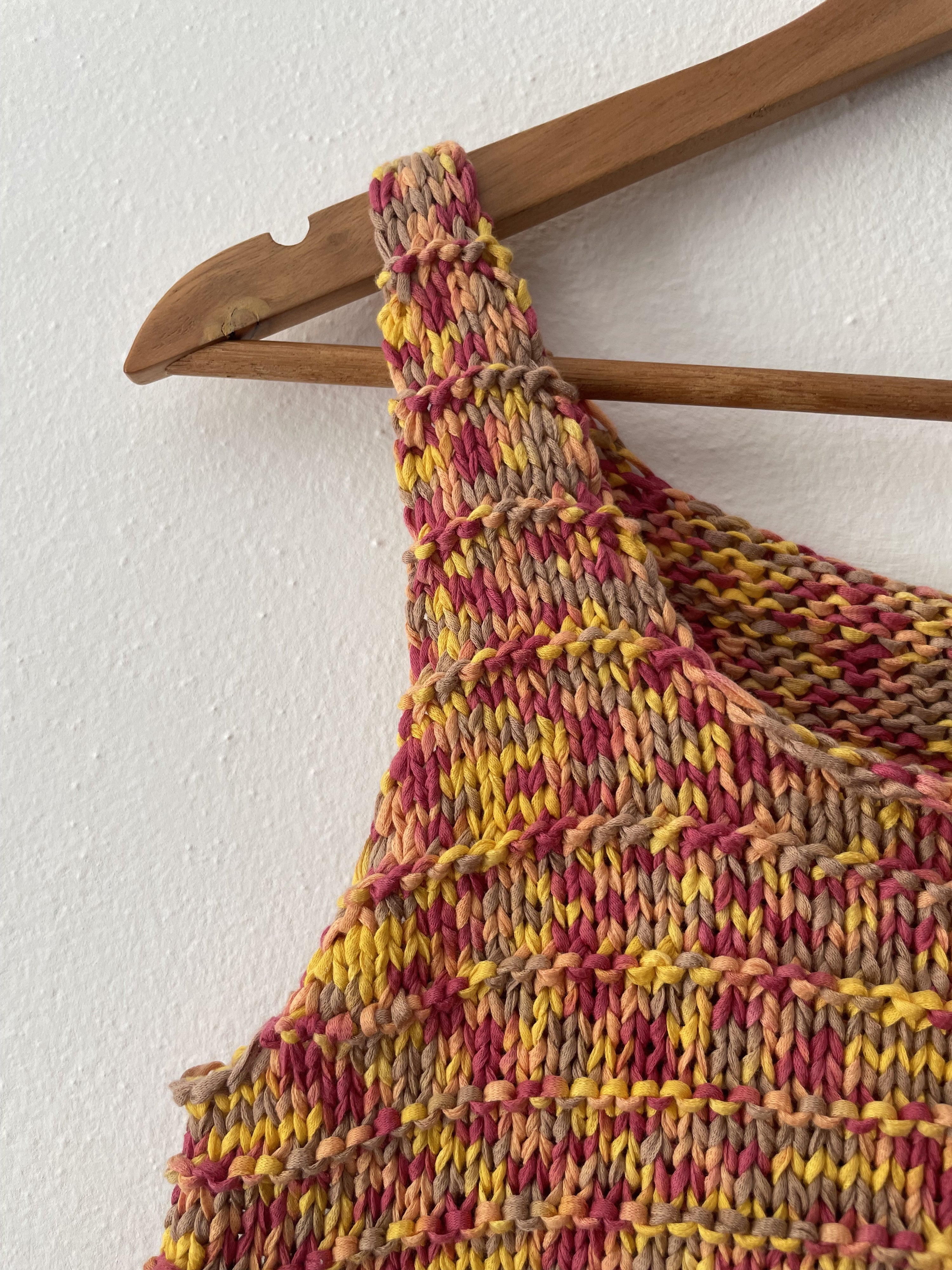 Crop top in cotone a fettuccia, melange caldo — Studio Gugu