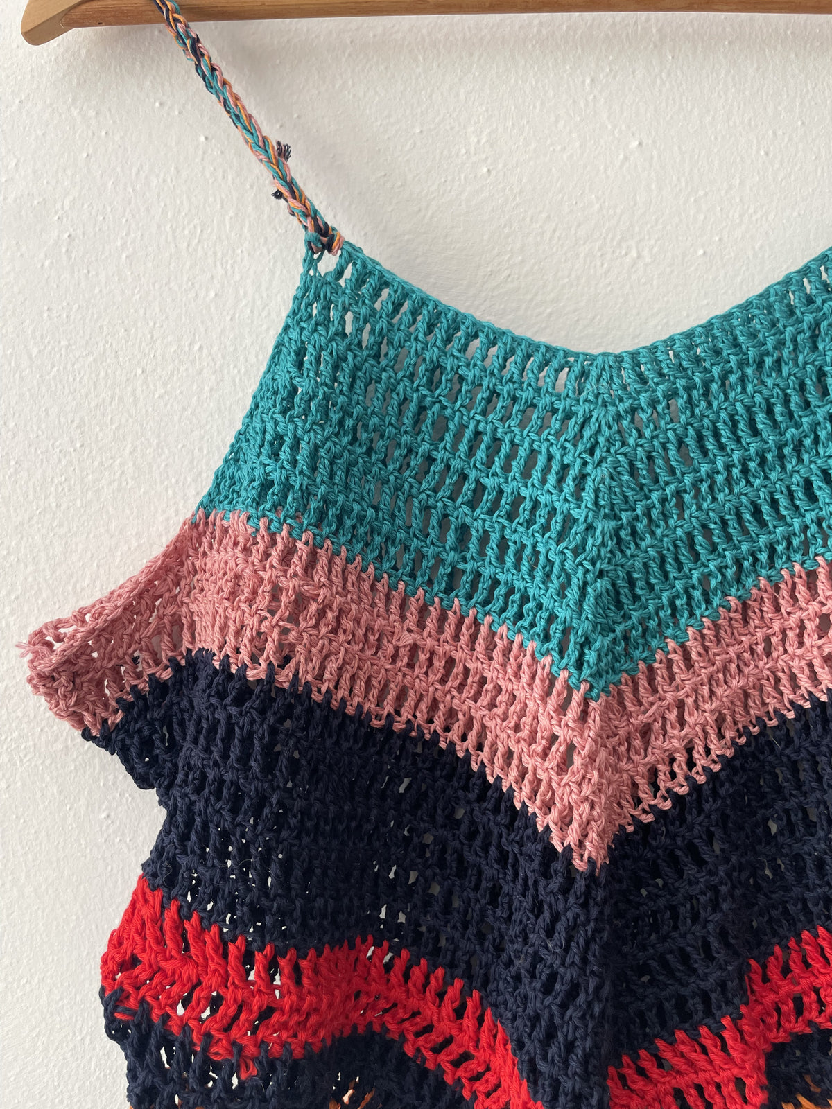 Top oversize all'uncinetto multicolore — Studio Gugu