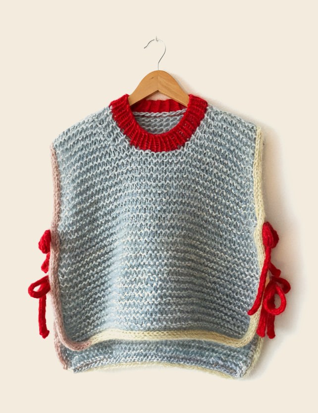 Gilet con laccetti sui Fianchi - Su Ordinazione
